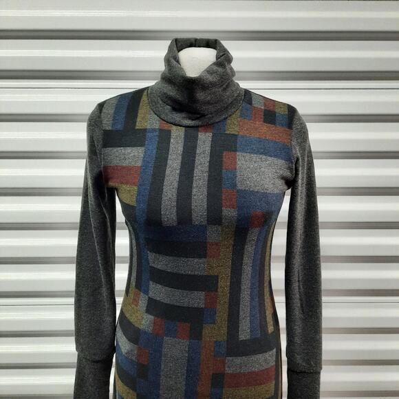 Go Couture Tunic Top Women Small Gray Turtleneck Long Sleeve Casual Asymmetrical - Picture 6 of 9